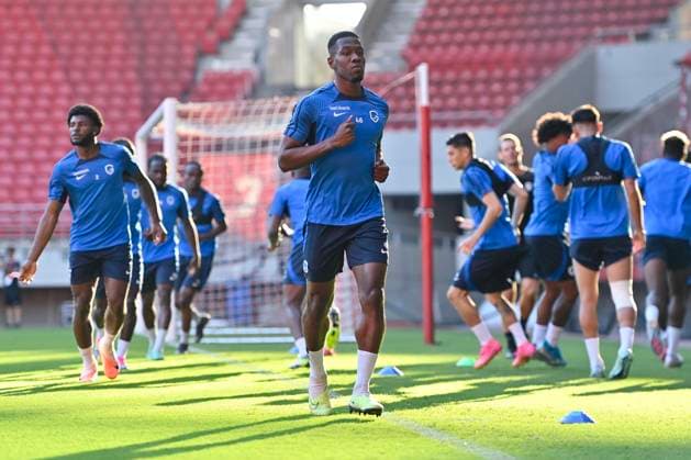 Olympiacos v KRC Genk - UEFA Europa League Qualifying ATHENS, GREECE - AUGUST 09 : Cuesta Carlos defender of KRC Genk during a training session prior to the 1st leg match of the UEFA Europa League season 2023 - 2024 third qualifying round between Olympiacos and KRC Genk on August 9, 2023 in Athens, Greece, 09 08 2023 Athens Greece  Copyright: xDhax