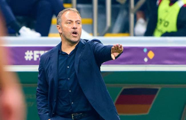 DFB headcoach Hans-Dieter Hansi Flick , Bundestrainer, Nationaltrainer, geste in the group E match COSTA RICA - GERMANY 2-4 FIFA World Cup, WM, Weltmeisterschaft, Fussball 2022 QATAR Season 2022 2023, Dec 1, 2022 in Al Bayt Stadium in Doha, Qatar.