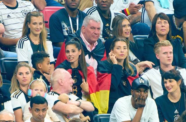 Kathi (L.o.), girlfriend of David Raum , Leon GORETZKA, DFB 8 Freundin Mathea (M), Niklas SUELE, DFB 15 girlfriend Melissa Halter (r.o.), Lisa (l.u.), wife of Niclas Fuellkrug, Füllkrug, DFB 9 with daughter, Tochter Emilia in the group E match COSTA RICA - GERMANY 2-4 FIFA World Cup, WM, Weltmeisterschaft, Fussball 2022 QATAR Season 2022 2023, Dec 1, 2022 in Al Bayt Stadium in Doha, Qatar.