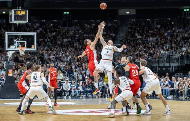 Basketball, Germany - Canada