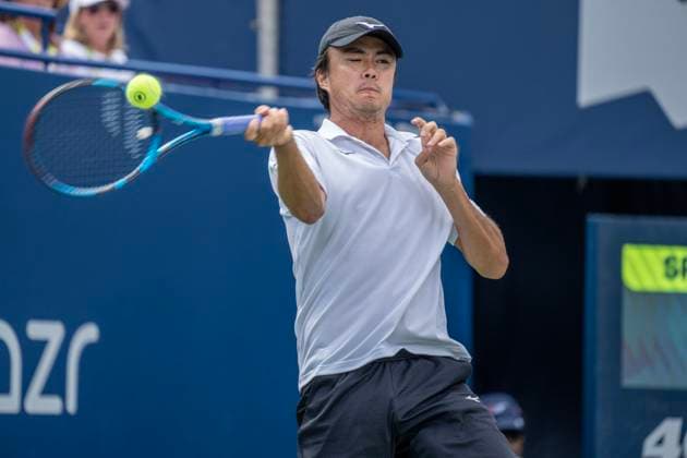 The Japanese Taro Daniel in action against the Canadian Milos Raonic, today, during the Canadian Open, in Toronto, Canada, 9 August 2023. EFE Julio Cesar Rivas Canadian Open of Tenis !ACHTUNG: NUR REDAKTIONELLE NUTZUNG!  Copyright: xJulioxCésarxRivasx(es-ES)x AME9286 20230809-55011684197_1