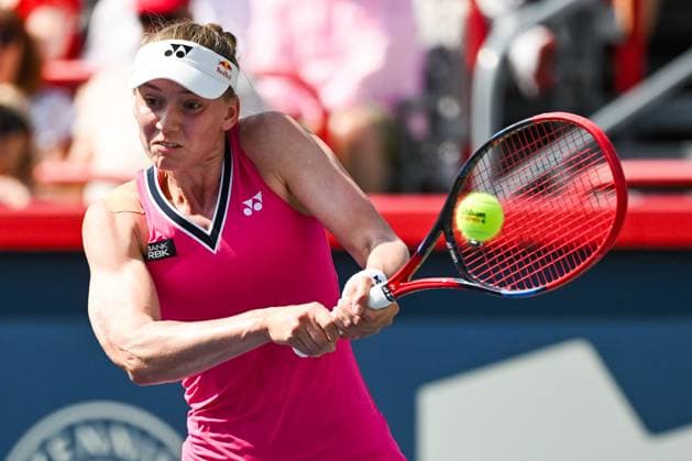 MONTREAL, QC - AUGUST 09: Elena Rybakina (KAZ) returns the ball during a second round match at WTA, Tennis Damen National Bank Open on August 09, 2023 at IGA Stadium in Montreal, QC (Photo by David Kirouac Icon Sportswire) TENNIS: AUG 09 National Bank Open EDITORIAL USE ONLY Icon230809069