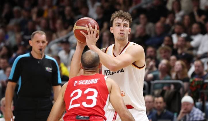 Phil Scrubb, Franz Wagner GER duel game scene action sport basketball DBB national team men international match season 2023 2024 09 08 2023 Germany GER vs Canada CAN