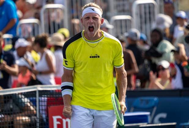 Spanish tennis player Alejandro Davidovich Fokina reacts against German Alexander Zverev during the Canadian Open, in Toronto, Canada, 9 August 2023. EFE Julio Cesar Rivas Canadian Open of Tenis !ACHTUNG: NUR REDAKTIONELLE NUTZUNG!  Copyright: xJulioxCésarxRivasx(es-ES)x AME9334 20230810-55011685071_1
