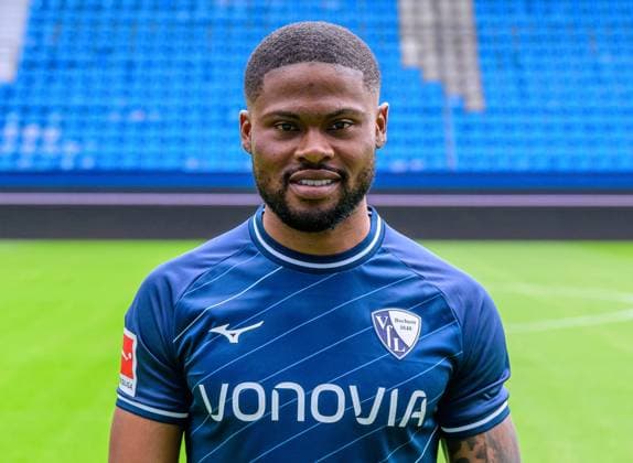 Moritz Broni Kwarteng VfL Bochum 1 BL, Porträttermin 2023 2024 Bochum Vonovia Ruhrstadion North Rhine Westphalia Germany Team2