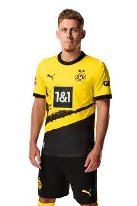 Thorgan Hazard; Borussia Dortmund; 1.BL, Porträttermin 2023 2024 Foto: BVB Alexandre Simoes via TEAM2sportphoto Offizieller Portraetfoto Termin Borussia Dortmund 2023 Team2