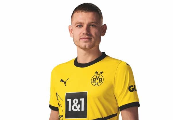 Julian Ryerson; Borussia Dortmund; 1.BL, Porträttermin 2023 2024 Foto: BVB Alexandre Simoes via TEAM2sportphoto Offizieller Portraetfoto Termin Borussia Dortmund 2023 Team2