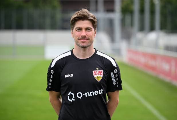FUSSBALL 1 BUNDESLIGA SAISON 2023 2024 09 08 2023 photo opportunity at VfB Stuttgart on the training ground Co coach David Krecidlo