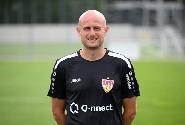 FUSSBALL 1 BUNDESLIGA SAISON 2023 2024 09 08 2023 photo opportunity at VfB Stuttgart on the training ground technical trainer Nathaniel Weiss