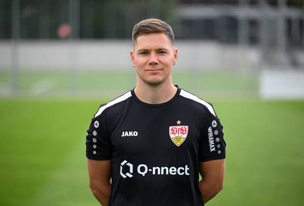 FUSSBALL 1 BUNDESLIGA SAISON 2023 2024 09 08 2023 Photo opportunity at VfB Stuttgart on the training ground Match analyst Jan Schimpchen
