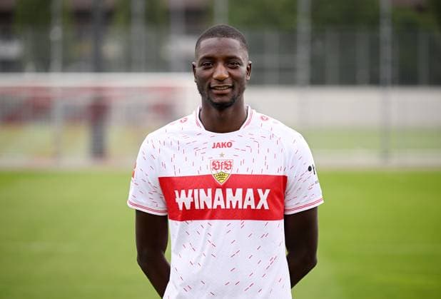 FUSSBALL 1 BUNDESLIGA SAISON 2023 2024 09 08 2023 photo opportunity at VfB Stuttgart training ground Serhou Guirassy