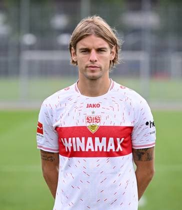 FUSSBALL 1 BUNDESLIGA SAISON 2023 2024 09 08 2023 Photo session with VfB Stuttgart on the training ground Borna Sosa
