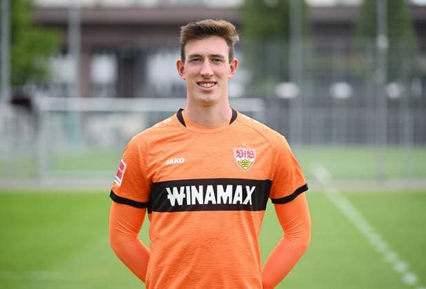 FUSSBALL 1 BUNDESLIGA SAISON 2023 2024 09 08 2023 photo opportunity at VfB Stuttgart on the training ground goalkeeper Florian Schock