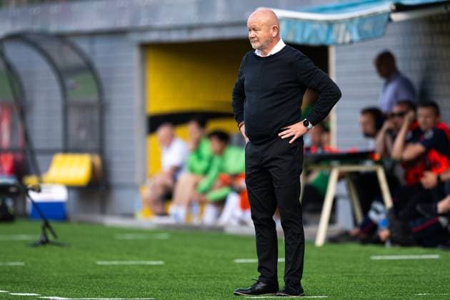 230810 Per Mathias Hogmo, head coach of Häcken during the UEFA Europa League qualifying match between Zalgiris Vilnius and Häcken on August 10, 2023 in Vilnius Photo Emma Wallskog BILDBYRAN COP 320 EW0236 fotboll football soccer fotball uefa europa league zalgiris vilnius häcken bbeng  Copyright: EMMAxWALLSKOG BB230810EW033