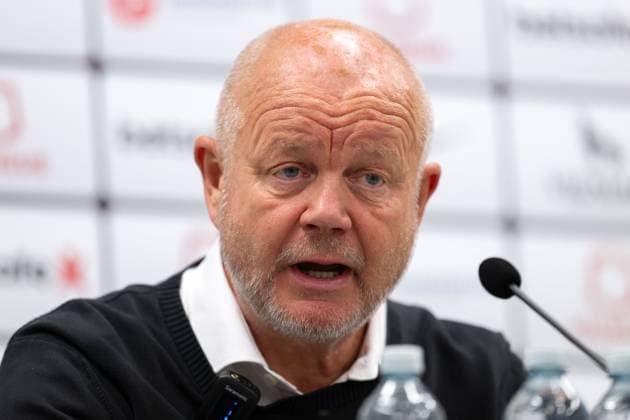 230810 Per Mathias Hogmo, head coach of Häcken during a press conference after the UEFA Europa League qualifying match between Zalgiris Vilnius and Häcken on August 10, 2023 in Vilnius Photo Emma Wallskog BILDBYRAN COP 320 EW0236 fotboll football soccer fotball uefa europa league zalgiris vilnius häcken bbeng  Copyright: EMMAxWALLSKOG BB230810EW041