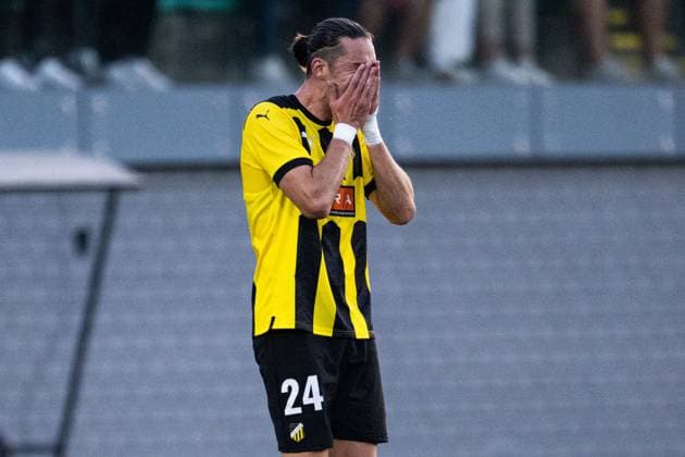230810 Amor Layouni of Häcken looks dejected after 1 3 during the UEFA Europa League qualifying match between Zalgiris Vilnius and Häcken on August 10, 2023 in Vilnius Photo Emma Wallskog BILDBYRAN COP 320 EW0236 fotboll football soccer fotball uefa europa league zalgiris vilnius häcken bbeng depp  Copyright: EMMAxWALLSKOG BB230810EW084