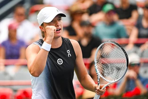 MONTREAL, QC - AUGUST 10: Iga Swiatek (POL) reacts after scoring a point during a third round match at WTA, Tennis Damen National Bank Open on August 10, 2023 at IGA Stadium in Montreal, QC (Photo by David Kirouac Icon Sportswire) TENNIS: AUG 10 National Bank Open EDITORIAL USE ONLY Icon230810025