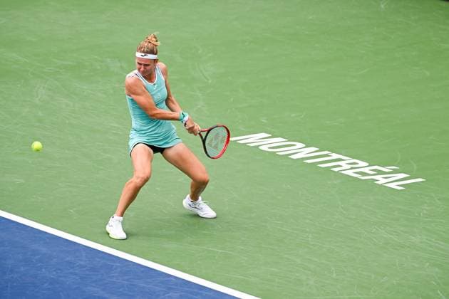 MONTREAL, QC - AUGUST 10: Marie Bouzkova (CZE) returns the ball during a third round match at WTA, Tennis Damen National Bank Open on August 10, 2023 at IGA Stadium in Montreal, QC (Photo by David Kirouac Icon Sportswire) TENNIS: AUG 10 National Bank Open EDITORIAL USE ONLY Icon230810029