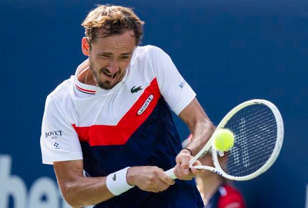 (230811) -- TORONTO, Aug. 11, 2023 -- Daniil Medvedev competes during the men s singles round of 16 match between Lorenzo Musetti of Italy and Daniil Medvedev of Russia at the National Bank Open tennis tournament in Toronto, Canada, on Aug. 10, 2023. (Photo by Xinhua) (SP)CANADA-TORONTO-TENNIS-NATIONAL BANK OPEN-MEN S SINGLES ZouxZheng 