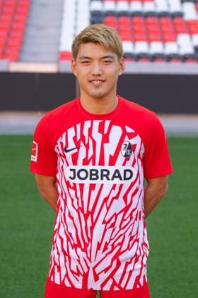 Ritsu Doan SC Freiburg, 42 1 Bundesliga, SC Freiburg, Portraettermin 2023 2024, 10 08 2023, DFL REGULATES PROHIBIT ANY USE OF PHOTOGRAPHS AS IMAGE SEQUENCES AND OR QUASI VIDEO GER, Football, Men, 1 Bundesliga, Spielzeit 2023 2024, SC Freiburg, Portraettermin 2023 2024, 10 08 2023, Freiburg im Breisgau Copyright: xEibner-Pressefoto SilasxSchuellex EP_EER