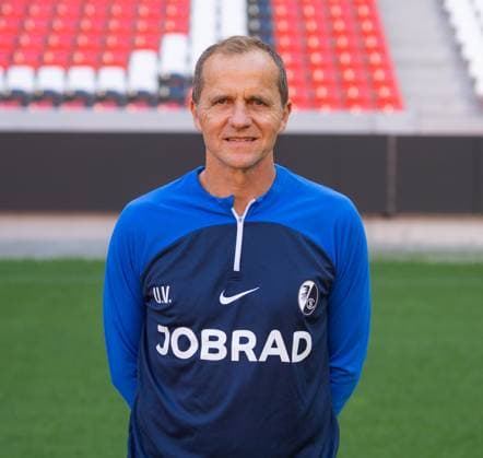 Uwe Vetter SC Freiburg, Physiotherapist and Masseur 1 Bundesliga, SC Freiburg, Portraettermin 2023 2024, 10 08 2023, DFL REGULATES PROHIBIT ANY USE OF PHOTOGRAPHS AS IMAGE SEQUENCES AND OR QUASI VIDEO GER, Football, Men, 1 Bundesliga, Season 2023 2024, SC Freiburg, Portraettermin 2023 2024, 10 08 2023, Freiburg im Breisgau Copyright: xEibner-Pressefoto SilasxSchuellex EP_EER
