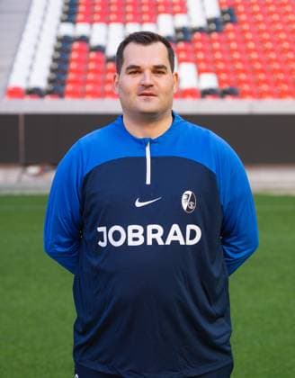 Max Beckmann SC Freiburg, Witness 1 Bundesliga, SC Freiburg, Portraettermin 2023 2024, 10 08 2023, DFL REGULATES PROHIBIT ANY USE OF PHOTOGRAPHS AS IMAGE SEQUENCES AND OR QUASI VIDEO GER, Football, Men, 1 Bundesliga, Season 2023 2024, SC Freiburg, Portraettermin 2023 2024, 10 08 2023, Freiburg im Breisgau Copyright: xEibner-Pressefoto SilasxSchuellex EP_EER
