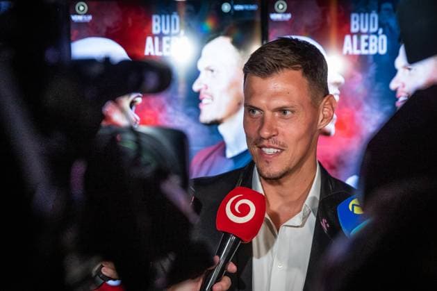 Martin Skrtel Film Bud Alebo Ex footballer (Liverpool FC, Zenit Saint Petersburg, Fenerbahce, Basaksehir) Martin Skrtel speaks to the media after the press conference, PK, Pressekonferenz prevent the Bud, alebo film premiere about his football career. Film contains Steven Gerrard, Luis Suarez, Jamie Carragher and more football legends. Bratislava, Bory Mall cinema, August 08, 2023. Photo by Branislav Racko Copyright: xBranislavxRackox _BRR3916