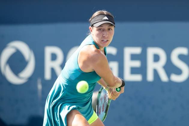 August 11, 2023: Jessica Pegula (USA) tracks the ball during the WTA, Tennis Damen National Bank Open quarterfinal match at IGA Stadium in Montreal, Quebec. CSM Montreal Canada - ZUMAc04_ 20230811_zma_c04_159 Copyright: xDanielxLeax