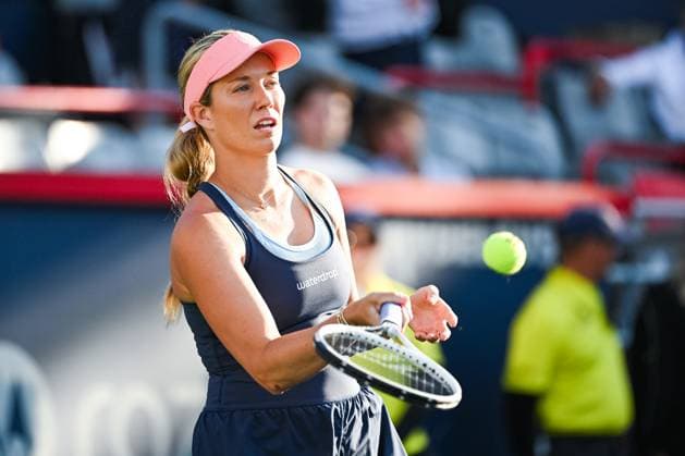 MONTREAL, QC - AUGUST 11: Danielle Collins (USA) returns the ball during a quarter final match at WTA, Tennis Damen National Bank Open on August 11, 2023 at IGA Stadium in Montreal, QC (Photo by David Kirouac Icon Sportswire) TENNIS: AUG 11 National Bank Open EDITORIAL USE ONLY Icon230811050