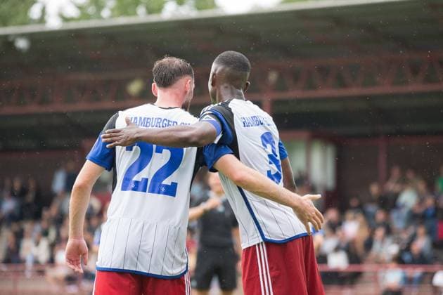Soccer, 2023 24 season, Regionalliga Nord, Hamburger SV II U21 SV Drochtersen Assel, Sportpark Eimsbüttel Stadion Hamburg , 12 08 2023, 3 match day Valon Zumberi 22, HSV II , Dennis Duah 3, HSV II, team captain For editorial use only Photo IMAGO Lobeca Roberto Seidel Hamburg Wolfgang Meyer Stadion, Hagenbeckstr 124 Hamburg Germany Copyright: xIMAGO. Lobeca RobertoxSeidel,xAllxrightsxnotxspecificallyxgrantedxarexreserved.x