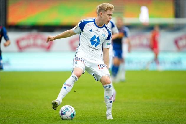 Eliteserien i fotball 2023: Sandefjord - Molde Sandefjord 20230812. Moldes Ola Brynhildsen under eliteseriekampen i fotball mellom Sandefjord og Molde pa Release Arena. Foto: Beate Oma Dahle NTB Sandefjord Norge EDITORIAL USE ONLY. RESTRICTED USE FOR BETTING COMPANIES Ref:_SPOcgSDr4nNjaU.jpg  Copyright: xBeatexOmaxDahlex xNTBx