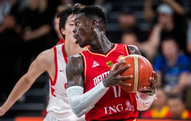 12 8 2023, GER, basketball, men, Supercup, DBB, semifinals, Germany China Dennis Schröder Germany with ball Hamburg Edel Optics Arena Hamburg Germany