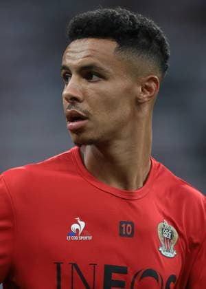 Nice, France, 11th August 2023. Sofiane Diop of OGC Nice looks over his shoulder during the warm up prior to the Ligue 1 match at Allianz Riviera Stadium, Nice. Picture credit should read: Jonathan Moscrop Sportimage EDITORIAL USE ONLY. No use with unauthorised audio, video, data, fixture lists, club league logos or live services. Online in-match use limited to 120 images, no video emulation. No use in betting, games or single club league player publications. SPI-2504-0090