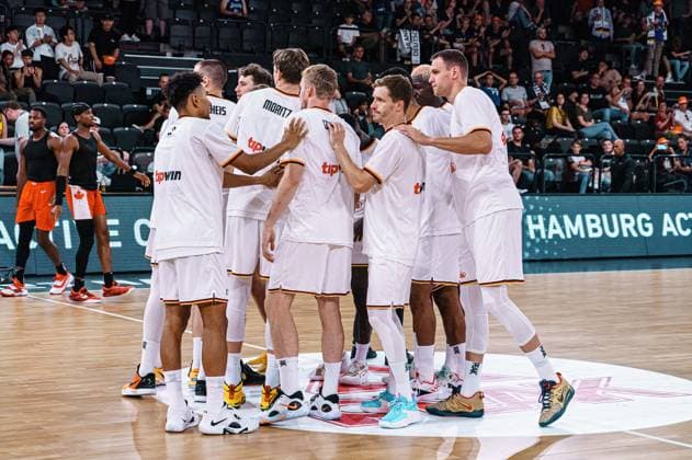 Germany Germany vs Canada, basketball, DBB Supercup, final, 13 08 2023 Germany vs Canada, basketball, DBB Supercup, final, 13 08 2023 Hamburg Copyright: xEibner-Pressefoto MarcelxvonxFehrnx EP_MFN