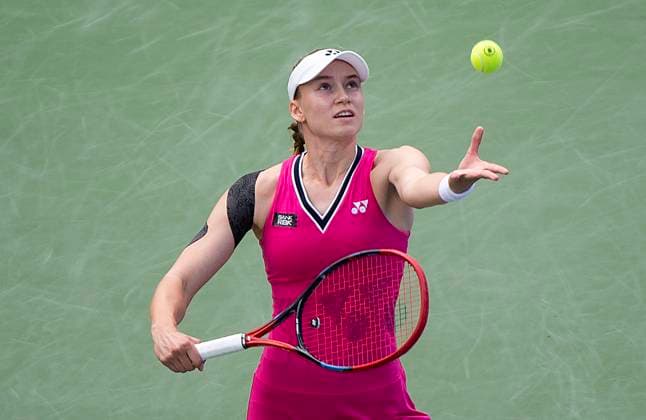 August 13, 2023, Montreal, PQ, Canada: Elena Rybakina from Kazakhstan serves to Liudmila Samsonova from Russia during semifinal action at the National Bank Open tennis tournament in Montreal, Sunday, Aug. 13, 2023. Liudmila Samsonova, Elena Rybakina,  - ZUMAc35_ 20230813_zaf_c35_016 Copyright: xGrahamxHughesx