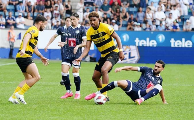 Photo Manuel Geisser 13 08 2023 football men Super League season 2023 2024 FC Luzern BSC Young Boys Kemal Ademi FC Luzern vs Aurele Amenda YB r action duel