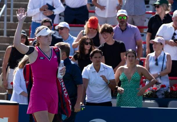 August 13, 2023, MONTREAL, PQ, Canada: Elena Rybakina of Kazakhstan, waves as she walks off the court following her loss to Liudmila Samsonova of Russia, during semifinal action at the National Bank Open tennis tournament in Montreal, Sunday, Aug. 13, 2023. Canada News - August 13, 2023  - ZUMAc35_ 20230813_zaf_c35_042 Copyright: xChristinnexMuschix