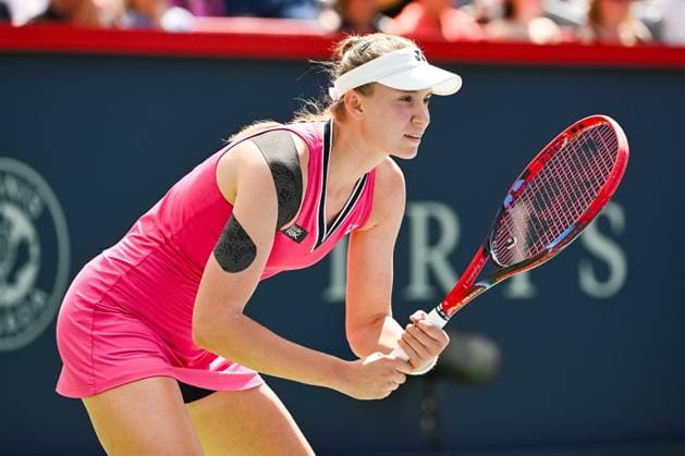 MONTREAL, QC - AUGUST 13: Elena Rybakina (KAZ) waits for service during semi final at WTA, Tennis Damen National Bank Open on August 13, 2023 at IGA Stadium in Montreal, QC (Photo by Icon Sportswire) TENNIS: AUG 13 National Bank Open EDITORIAL USE ONLY Icon230813005