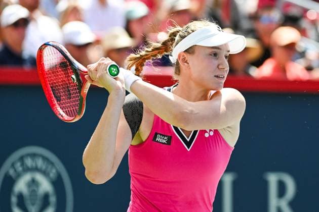 MONTREAL, QC - AUGUST 13: Elena Rybakina (KAZ) tracks her shot during semi final at WTA, Tennis Damen National Bank Open on August 13, 2023 at IGA Stadium in Montreal, QC (Photo by Icon Sportswire) TENNIS: AUG 13 National Bank Open EDITORIAL USE ONLY Icon230813006