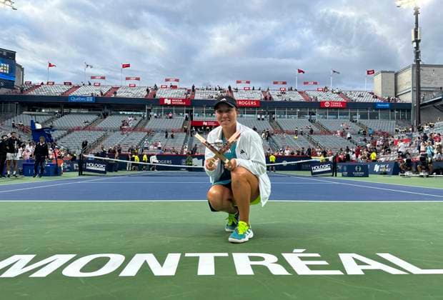 August 13, 2023, MONTREAL, PQ, Canada: Jessica Pegula of the United States, holds her trophy following her win over Liudmila Samsonova of Russia, in the final of the National Bank Open tennis tournament in Montreal, Sunday, Aug.13, 2023. Canada News - August 13, 2023  - ZUMAc35_ 20230813_zaf_c35_103 Copyright: xChristinnexMuschix