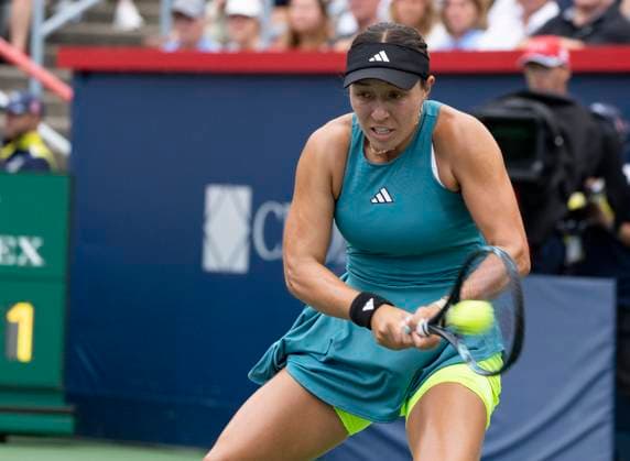August 13, 2023, MONTREAL, PQ, Canada: Jessica Pegula of the United States, hits a return to Liudmila Samsonova of Russia, in the final of the National Bank Open tennis tournament in Montreal, Sunday, Aug.13, 2023. Canada News - August 13, 2023  - ZUMAc35_ 20230813_zaf_c35_127 Copyright: xChristinnexMuschix