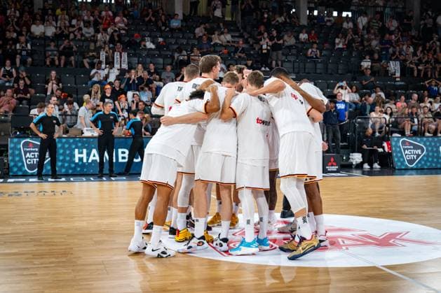 Basketball Hamburg 13 08 2023 DBB Men National Team International Match Test Match Supercup Germany GER Canada CAN Team Germany Huddle