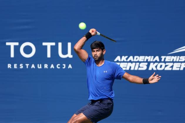 KOZERKI 14.08.2023 TURNIEJ ATP, Tennis Herren 100 LOTTO KOZERKI OPEN --- TENNIS ATP CHALLENGER TOUR 100 NIKI KALIYANDA POONACHA FOT. PIOTR KUCZA FOTOPYK NEWSPIX.PL --- Newspix.pl  230814PYK0138