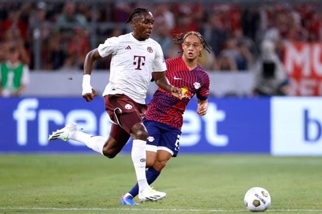 TEL Mathys Team FC Bayern Muenchen with SIMONS Xavi DFL Fussball Bundesliga Saison 2023 2024 Super Cup Finale 2023 Spiel FC Bayern Muenchen RB Leipzig am 12 08 2023 in Muenchen DFL REGULATIONS PROHIBIT ANY USE OF PHOTOGRAPHS as IMAGE SEQUENCES and or QUASI VIDEO Copyright: xLacixPerenyix