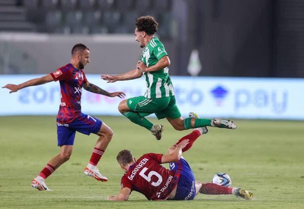 Football, CL Qualifiers, Aris Limassol - Rakov Czestochowa