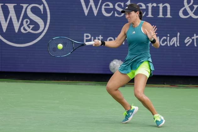 August 16, 2023, Mason, Ohio, USA: Jessica Pegula (USA) hits a forehand shot during WednesdayÃ¢â‚¬â ¢s round of the Western and Southern Open at the Lindner Family Tennis Center, Mason, Oh. Mason USA - ZUMAs304 20230816_zaf_s304_063 Copyright: xScottxStuartx