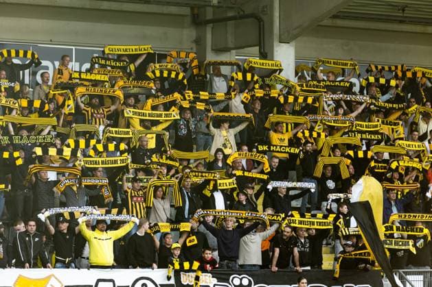 230817 Supporters of Häcken ahead of the UEFA Europa League qualification match between BK Häcken and Zalgiris Vilnius on August 17, 2023 in Göteborg Photo Michael Erichsen BILDBYRAN COP 89 MI0522 fotboll football soccer fotball uefa europa league kval qualifying round qualification bk häcken zalgiris vilnius bbeng publik  Copyright: MICHAELxERICHSEN BB230817MI012