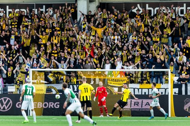 230817 Supporters of Häcken during the UEFA Europa League qualification match between BK Häcken and Zalgiris Vilnius on August 17, 2023 in Göteborg Photo Michael Erichsen BILDBYRAN COP 89 MI0522 fotboll football soccer fotball uefa europa league kval qualifying round qualification bk häcken zalgiris vilnius bbeng publik  Copyright: MICHAELxERICHSEN BB230817MI045