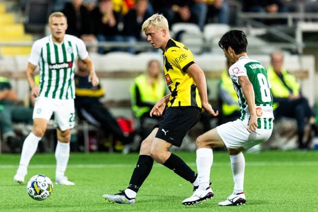 230817 Isak Brusberg of Häcken and Yukiyoshi Karashima of Zalgiris Vilnius during the UEFA Europa League qualification match between BK Häcken and Zalgiris Vilnius on August 17, 2023 in Göteborg Photo Michael Erichsen BILDBYRAN COP 89 MI0522 fotboll football soccer fotball uefa europa league kval qualifying round qualification bk häcken zalgiris vilnius bbeng  Copyright: MICHAELxERICHSEN BB230817MI059