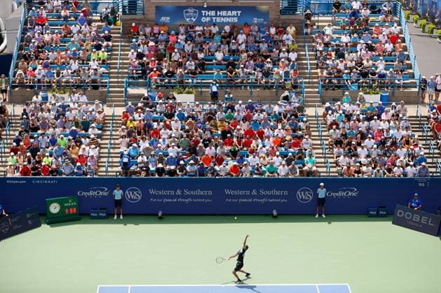 CINCINNATI, OH - AUGUST 17: Alexander Zverev of Germany serves the ball during the third round at the Western & Southern Open at Lindner Family Tennis Center on August 17, 2023 in Mason, Ohio. (Photo by Ian Johnson Icon Sportswire) TENNIS: AUG 17 Western & Southern Open EDITORIAL USE ONLY Icon230817029